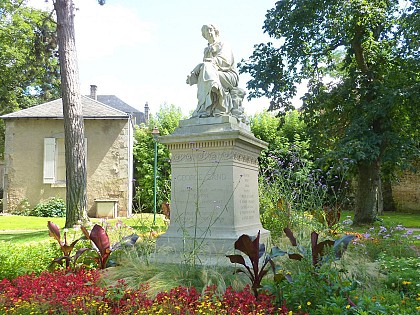 Statue George Sand