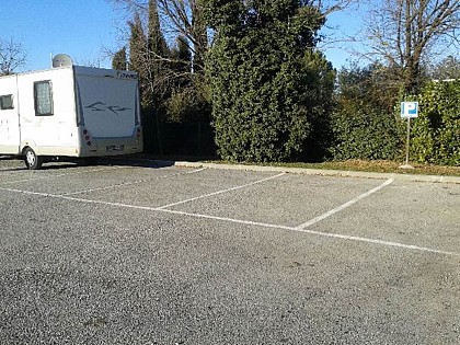Aire de Services et de Repos à Saint Mamert