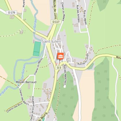 Bourcia : rempart du château et pan de l'ancienne forteresse