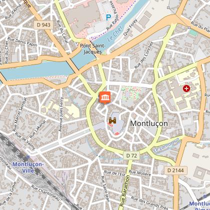 fontaine + église St Pierre + double encorbellement