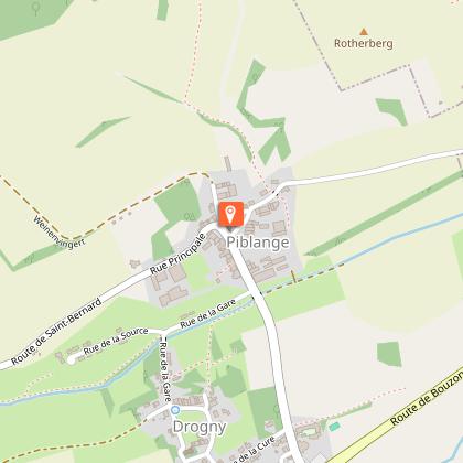 Aire de pique-nique de Piblange - Place de la fontaine