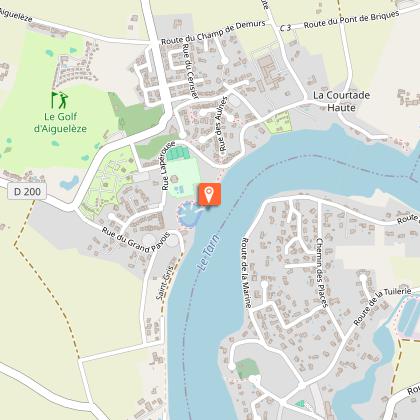 A floating swimming pool in the Tarn - Aigueleze