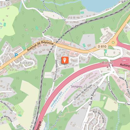 Madame Caroline LACOSTE