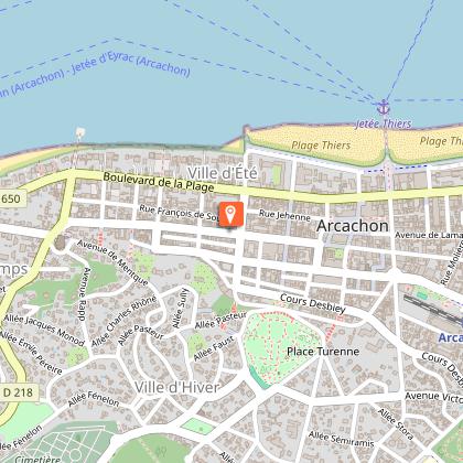 Madame Dominique BENNEVAULT