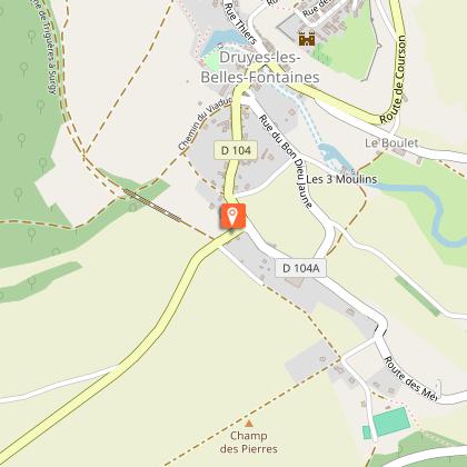 Lavoir de Druyes-les-Belles-Fontaines