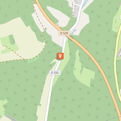 CROIX DE FER SUR SOCLE DE PIERRE - CHATONRUPT