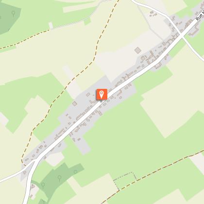 Au pied de la colline