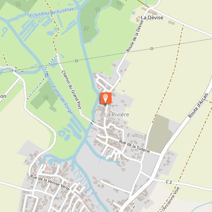 Le canal - Les gîtes de Ré à Marais