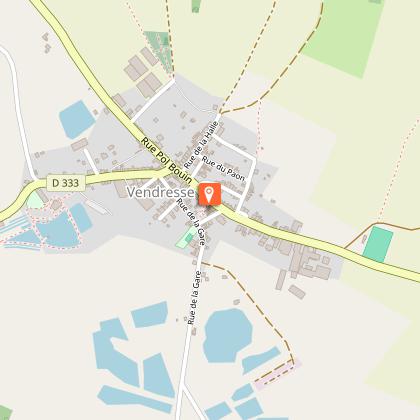 Une étonnante plaque sur l’église de Vendresse