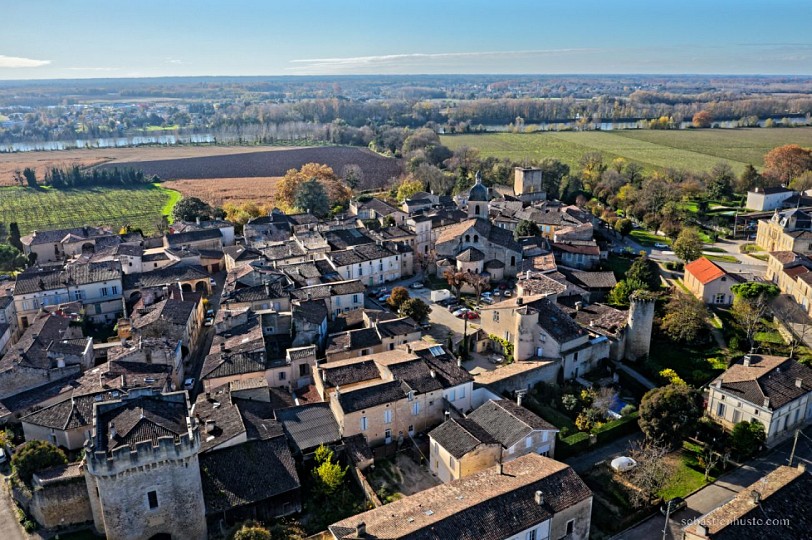 Circuit Rions, Une cité médiévale