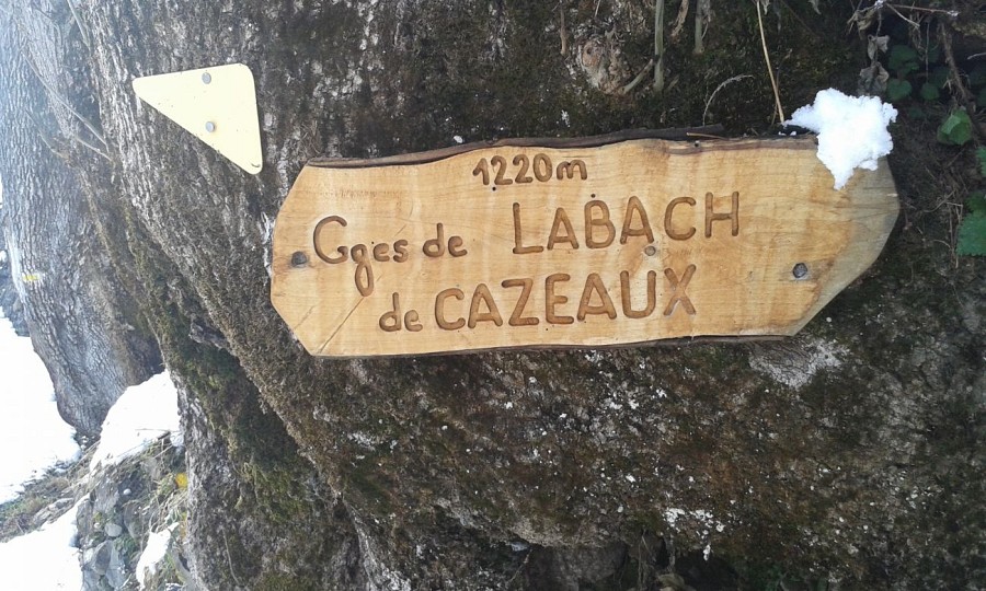72 - BOUCLE PAR LE COL DE LA COUME