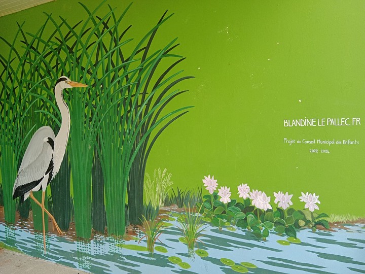 LE POIRÉ-SUR-VIE : le sentier du Beignon-Basset