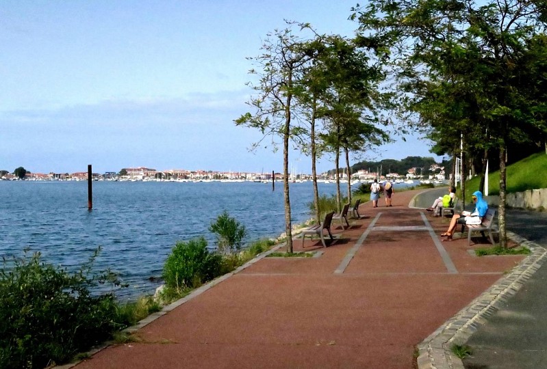 Balade à Roulettes n°46 : Hendaye, le Port de  ...