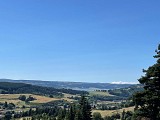 Au loin le lac de Naussac