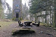 Randonnée - Des cimes vers une vue à 360°