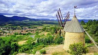 Moulin_du_Rocher_St-Chinian © Eric Brendle