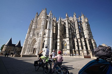 La véloroute de la Mémoire par les vallées de l'Herperie et du Thérain