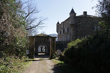 The châteaux route