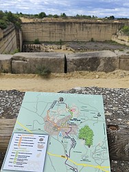 Sentier d'interpretation de la Pierre