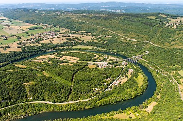 Parcours Gravel 19 Rouge - Les gorges de l'Ain et ses méandres par la chapelle Saint Maurice d'Echazeaux - Espace FFC Ain Forestière-Jurassic Vélo Tours
