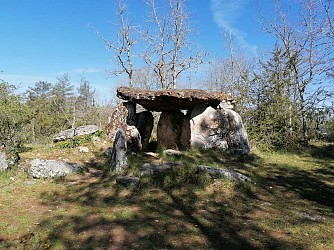 Les Randos des Nounous - Le Dolmen de la Peyrelevade