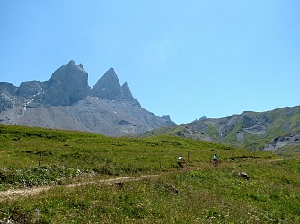 Montée aux Aiguilles d'Arves