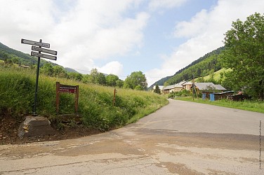 Aillons Margériaz MTB tour - Lac de la Thuile