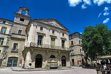 BOUCLE CYCLO N°3 - PÉZENAS, PLAINE VITICOLE ET PLATEAU BASALTIQUE