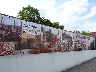 Circuit voiture : Chemins de mémoire N°10 "Au Val Dunois"