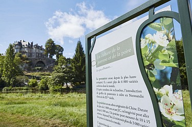 AMBRIERES-les-VALLEES - Conservatoire pomologique