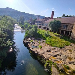 Lapeyre hiking circuit « Un chemin, une école »