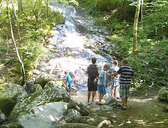 Sentier de la cascade du paradis