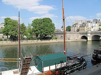 Paris from port to port