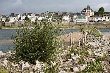 A vélo, les villages de pêcheurs des bords de Loire.