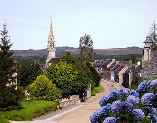 La Feuillée : balade du bourg
