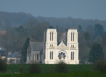 Escapades sur les Crêtes - Le pèlerinage de Neuvizy (Neuvisy - 3,9km)