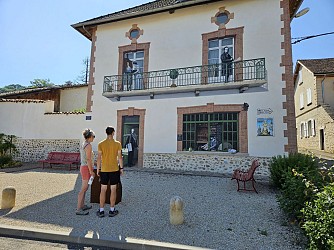 Châteaux et chemin des crêtes