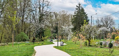Voie verte Corrèze entre la gare d'Aubazine et St-Pantaléon de Larche via Brive