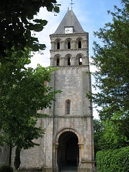Paray-le-Monial : circuit n°7 - Église romane de Perrecy-les-Forges et canal du Centre