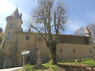 Boucle de l'Abergement de Varey par le château de Varey