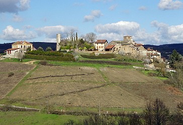 Ternand - Village médiéval fortifié de Ternand