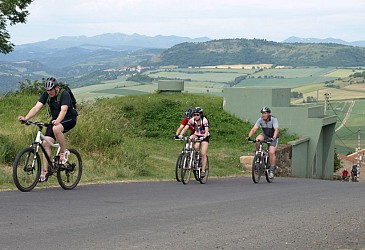 Circuit VTT : "Couze Pavin et Couze Chambon"