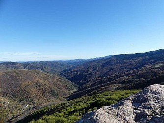 Les Cévennes panoramiques par le mont Aigoual