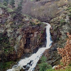 PR697 La balade de la cascade de Louade