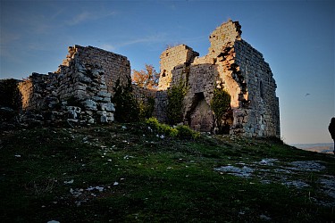 Autour des ruines de Taillefer