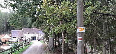 Les ruines du château de Gannes à VTT