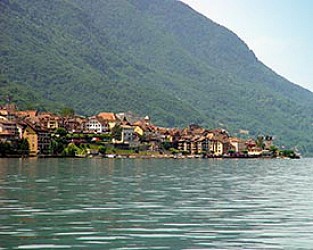 Rejoindre le Tour du Léman à vélo par la boucle de l'Ain