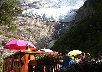 Hike to the Chalet du glacier des Bossons
