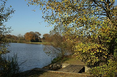 Balade à pied à la châtre l'anglin - le circuit de l'eau et de la pierre