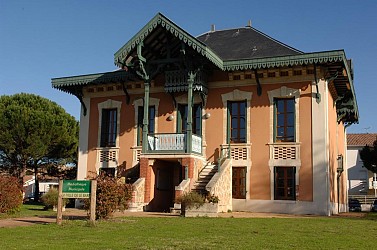 Le Barp : Boucle locale centre bourg "sur les traces de Camin Roumieu"